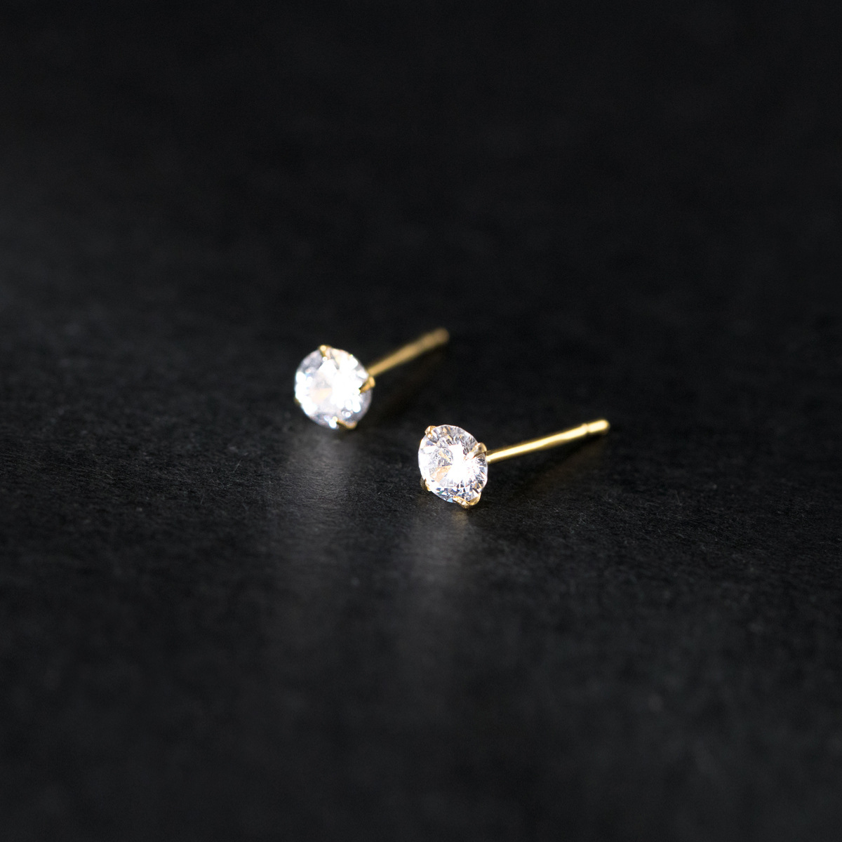 3g Weight 925 Sterling Silver Ear Needle Material 1 Pair 925 Sterling Silver Zircon Solid Color Ear Studs