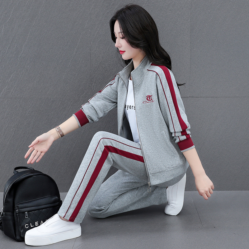 High-Quality Cotton Women's Sportswear Set 2026 New Spring and Autumn Loose Plus-Size Stylish Age-Reducing Casual Wear Three-Piece Set High-Quality Cotton Women's Sportswear Set 2026 New Spring and Autumn Loose Plus-Size Stylish Age-Reducing Casual Wear Three-Piece Set
