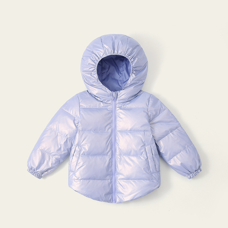 Invierno nuevo pequeño y mediano niños y niñas con capucha color sólido abajo chaqueta pato blanco abajo acolchado