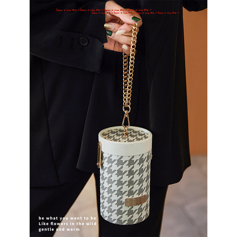 中秋新款冰皮月饼包装盒手提创意礼盒创意伴手礼空盒logo