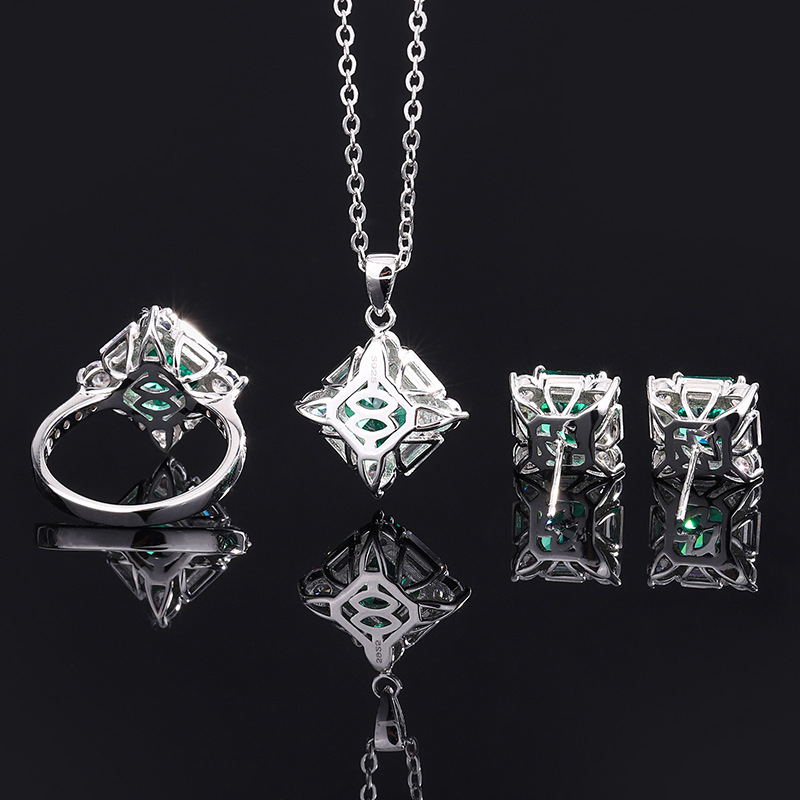 S925 Silver High Carbon Emerald Diamond Princess Square Diamond Set 8 O1CN01vmMeTt1L13B0ZxZxE !!2206924521238 0 cib