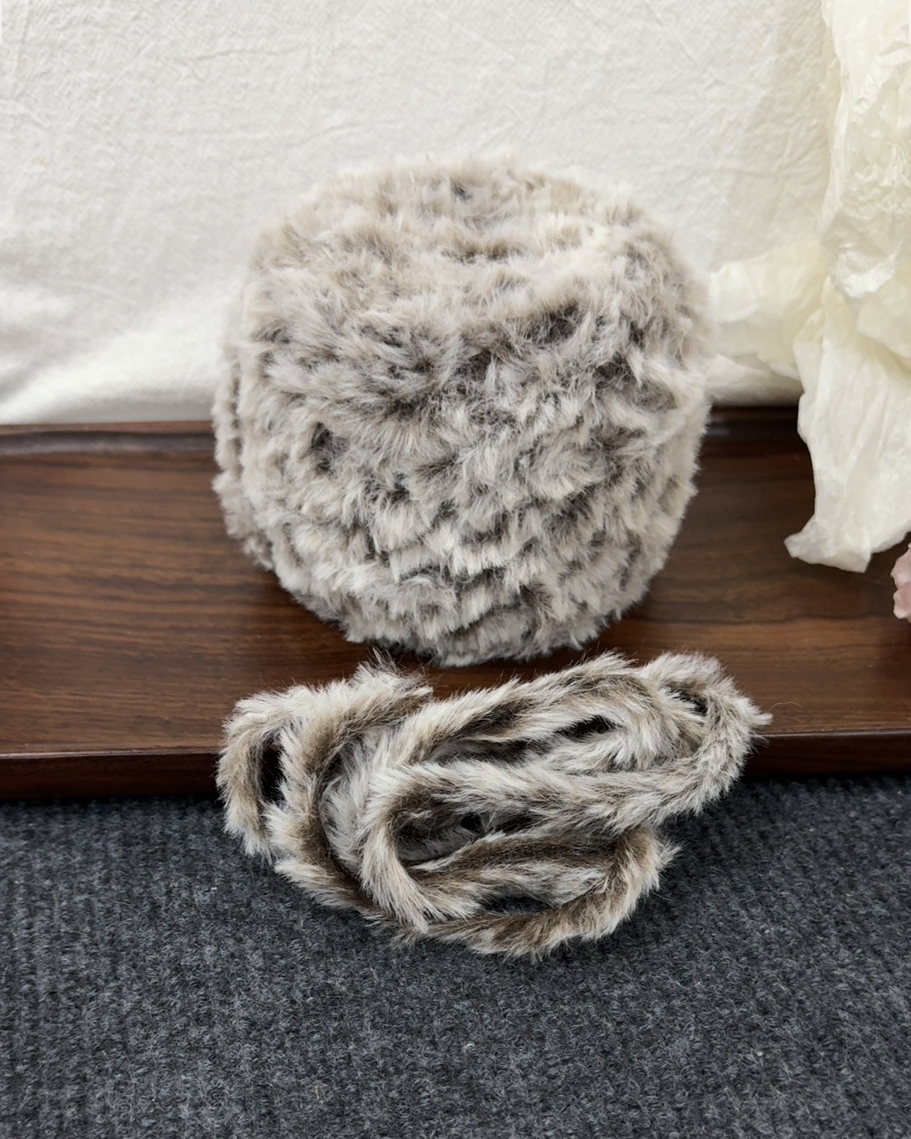 신색 초콜렛빈은 100g 한덩어리로 구성되어 있으며, 배치마다 색상이 다르므로 보충에 주의하시기 바랍니다.