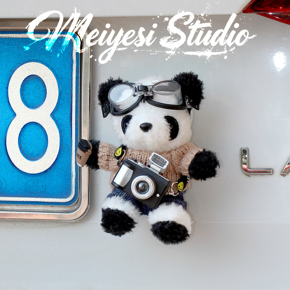 Personalidad en línea lindo estilo extranjero panda decoración de cola de automóvil adornos muñecas de peluche fuera del automóvil suministros de automóvil estables