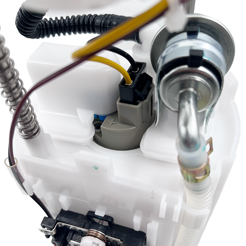 31110-0Q000 31110-1m200 311102X200 Is Suitable for Hyundai I30 Yuedong Fuel Pump Assembly