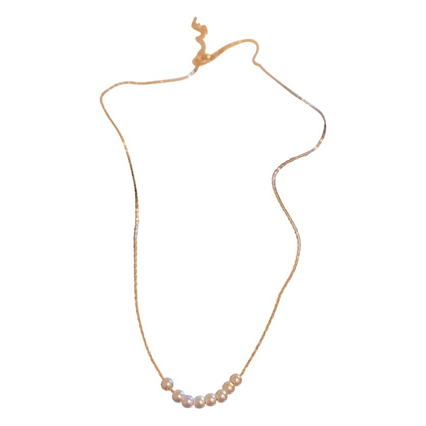 Corea del Sur perla simple collar geométrico cadena delgada de las mujeres nicho luz Cadena de clavícula de lujo estilo frío elegante collar de todo fósforo mujeres