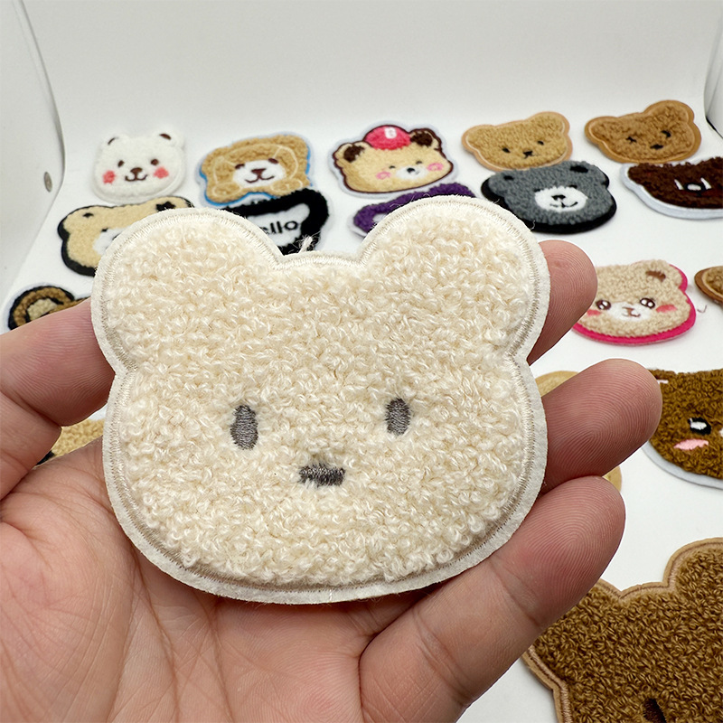 かわいい漫画子供服刺繍アクセサリーベアタオル刺繍布ステッカー穴修理手縫い DIY パッチ刺繍|undefined