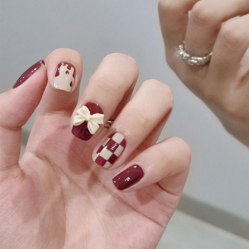 红色棋盘蝴蝶-3