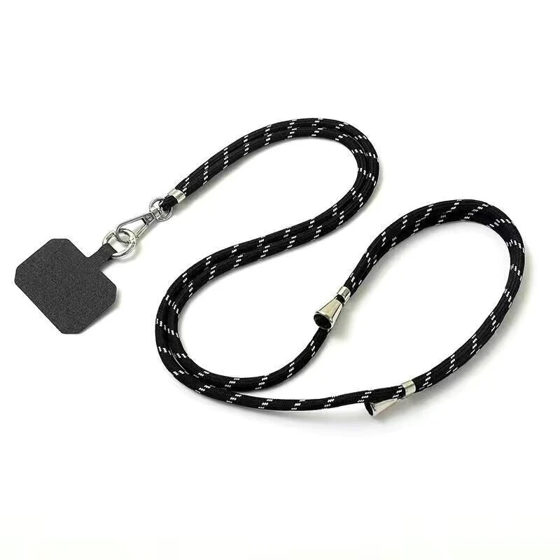 携帯電話のストラップは首のストラップを掛けます。|undefined