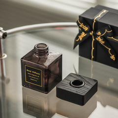 Luxury Gift Box Hotel Fireless Aromatherapy Handout Indoor Fragrance Black Wood Lid Aromatherapy Ornament Toilet Deodorizer