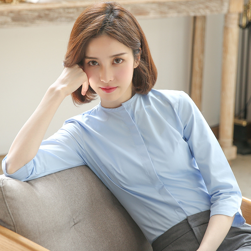 라운드 브이넥 블루 611