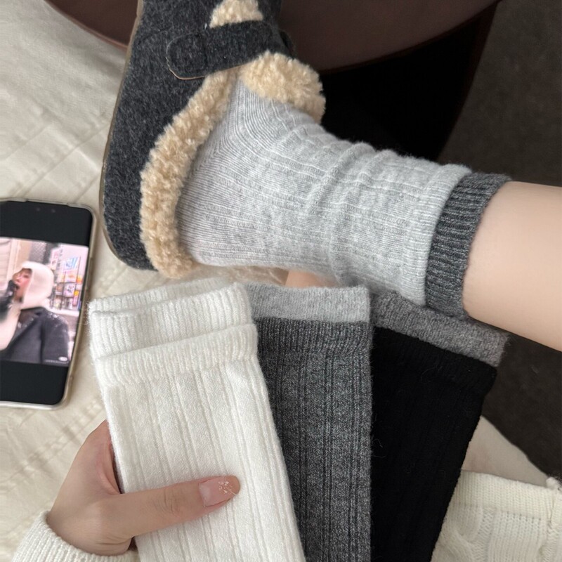 Wool Socks for Women, Autumn and Winter Gray Mid-Calf Socks, Japanese Style Thick Long Socks, Warm Cashmere Cotton Socks, Winter Slouch Socks