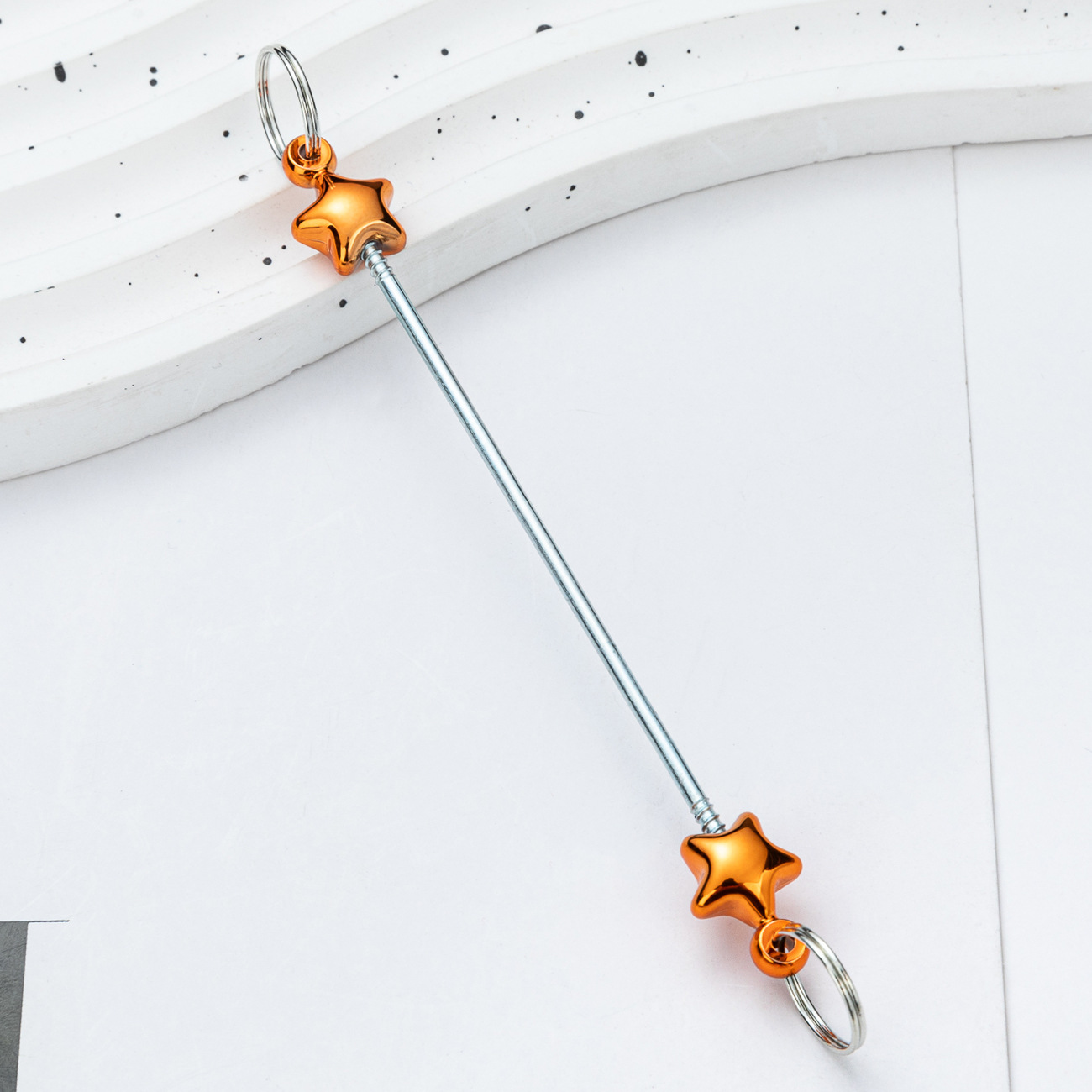 Creativo colgante de accesorios de llavero de amor con cuentas de bricolaje nuevo poste de plástico con cuentas accesorios de llavero con cuentas