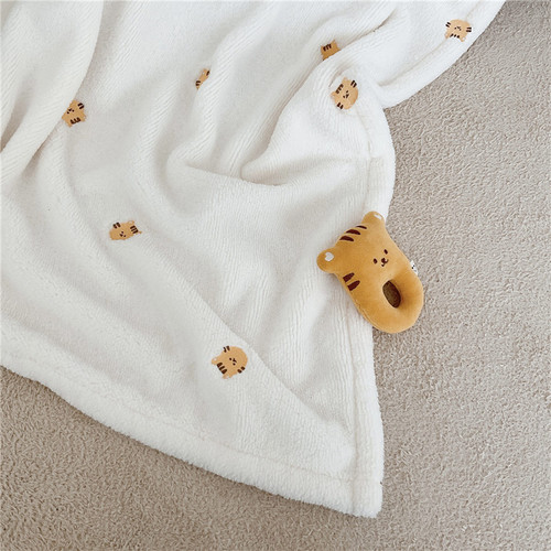 ins Korean style baby blanket, spring, autumn and winter outing blanket, cute bear and rabbit embroidered baby blanket, nap blanket