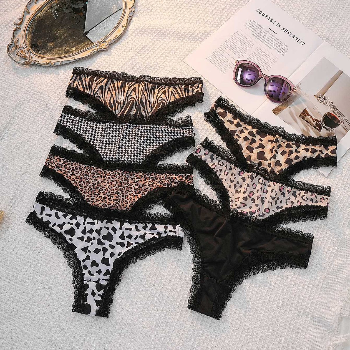 Medium and Low Waist Women's Underwear Sexy Ice Silk Leopard Print Low Waist Non-marking G-string Pure Lace T-pants Cotton Crotch 407