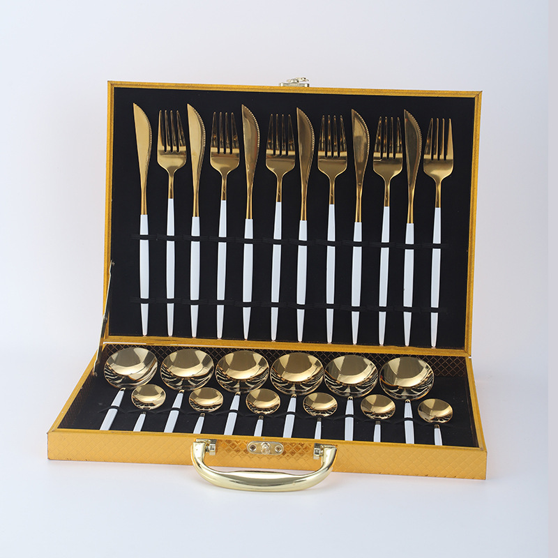 Amazon popular vajilla de acero inoxidable 24 unidades traje Portugal cuatro piezas principales comida occidental cuchillo, tenedor y cuchara caja de regalo traje