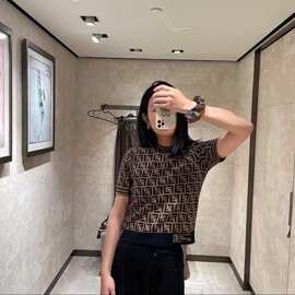 南油高端女装 F家经典老花字母提花圆领时尚气质优雅针织衫短袖女
