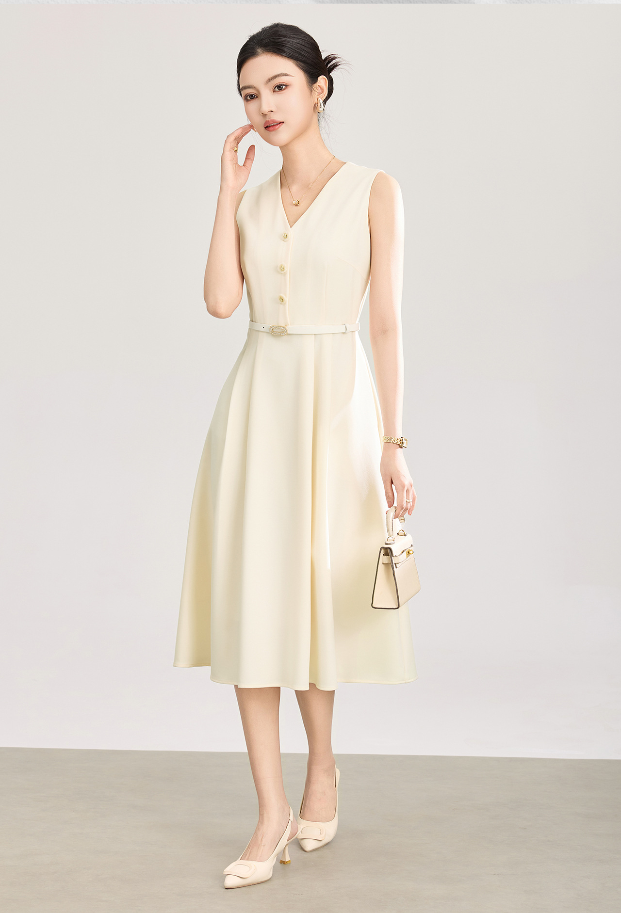 Đầm vest liền ôm body nữ công sở tay ngắn — màu be chi tiết 3