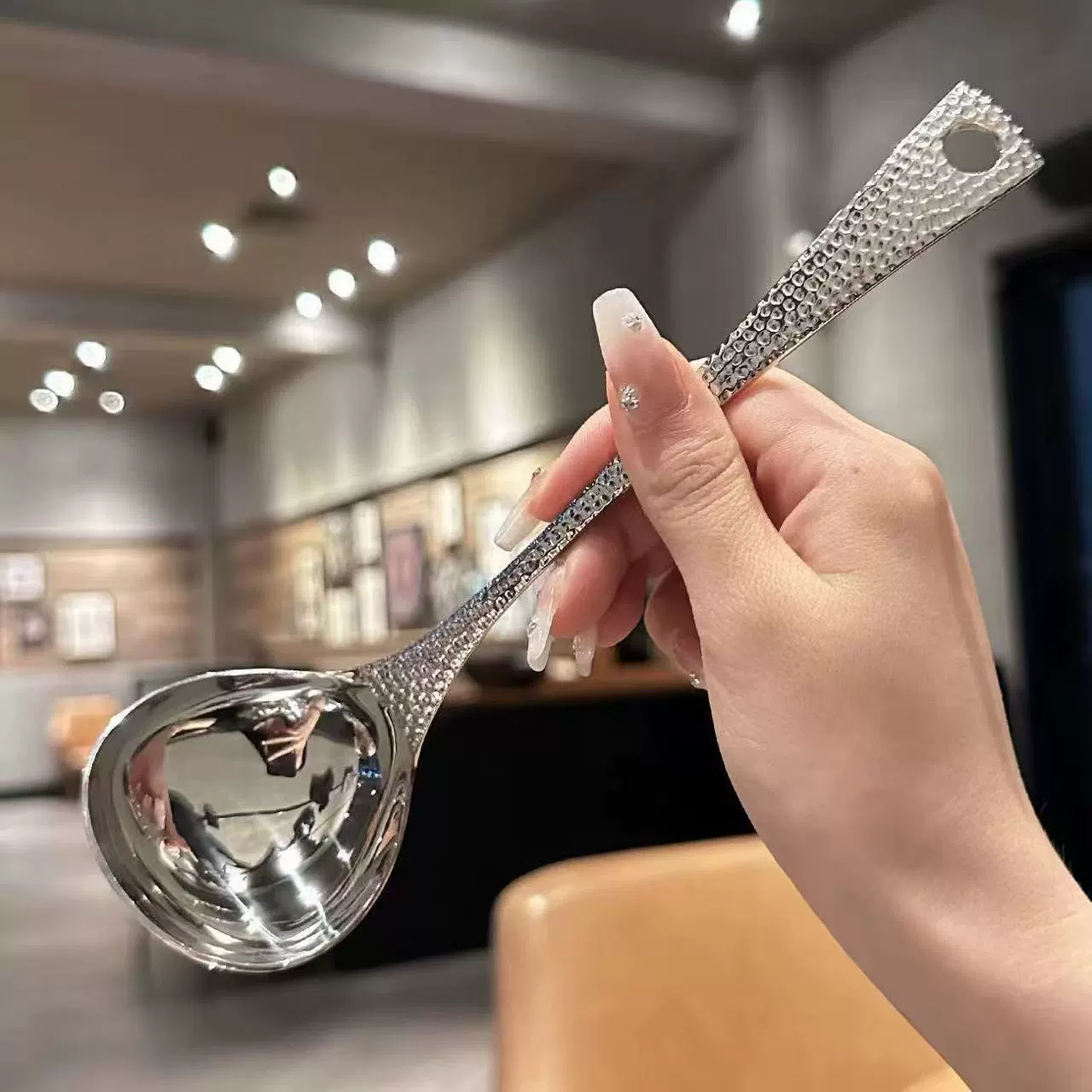 Ложка из нержавеющей стали сетка красная дуршлаг длинная ручка может повесить суповую скорлупу