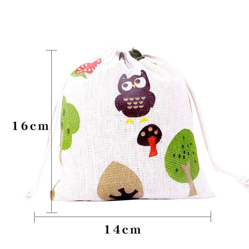 Pequeño árbol zorro pequeño * impresión multicolor