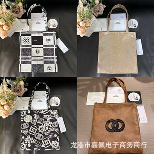 �羳���u�������ϼ�uniform�޶�ӡ����������������μ�ͨ��Ů��