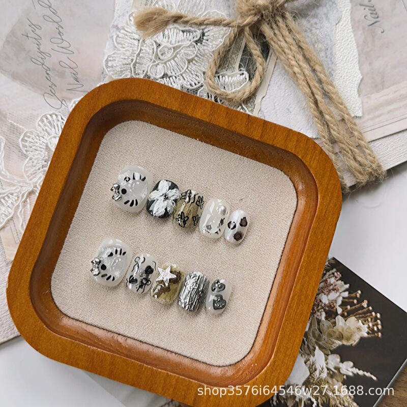 Handmade Wearable Nails Y2K Millennial Style Niche Design Nail Art Floral Nail Stickers Blogger's Same Style Nail Stickers