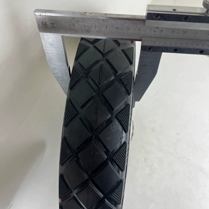 16-дюймовые пластиковые резиновые колеса 400-8 колеса твердые дешевые толкавые колеса лагерные колеса