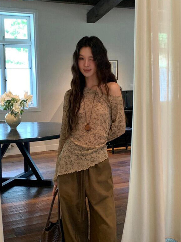 设计感小众不规则露肩印花衬衫女秋季新款高级感洋气减龄百搭上衣|undefined