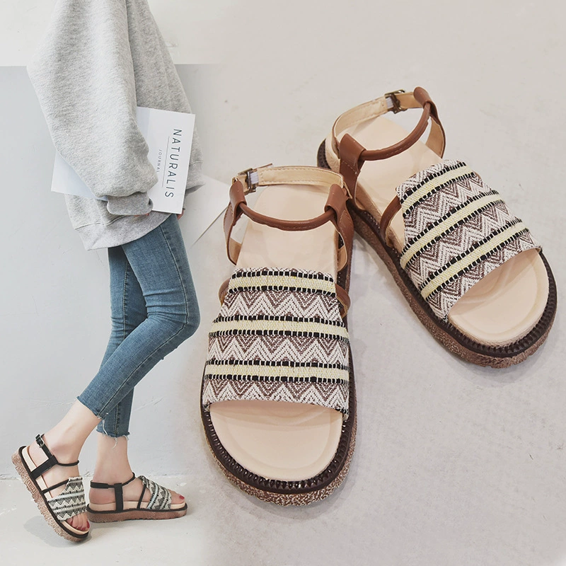 2024 Летние новые плоские сандалии женские народные стили досуг босоножки толстые подошвы женские носить студенческие спортивные сандалии женские