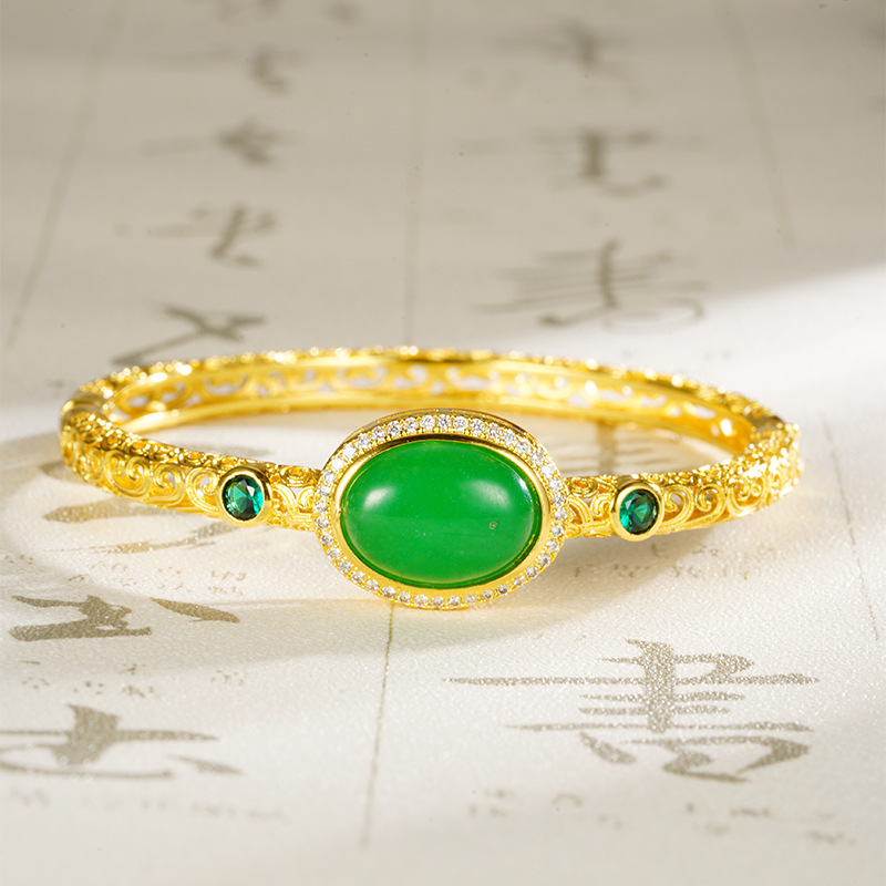 Palacio de oro de Gufa Sha viento patrón hueco tallado brazalete abierto dama rica y noble temperamento joyas fabricantes al por mayor