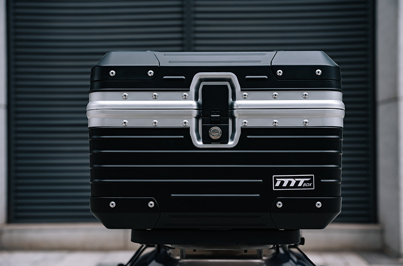 Imitation Aluminum Alloy Tail Box Plastic Motorcycle Trunk Tool Box Storage Box Suitcase Waterproof Seal