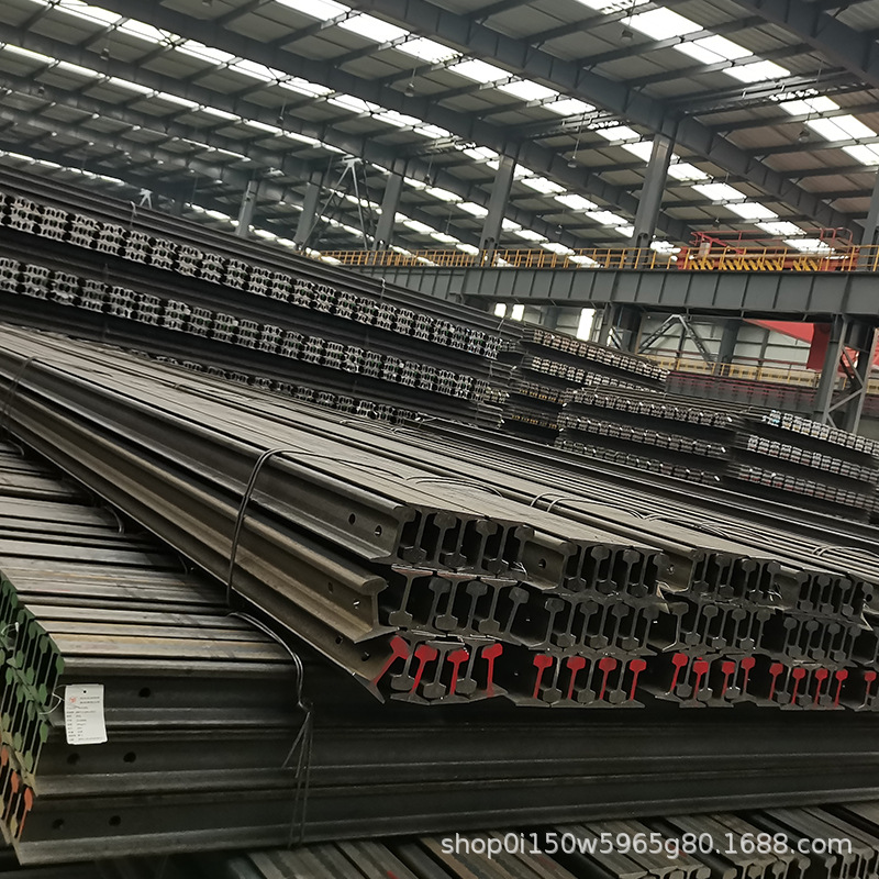 内蒙古供应24kg轻轨 夹板压板俱全 钢厂直发-泓洛钢铁