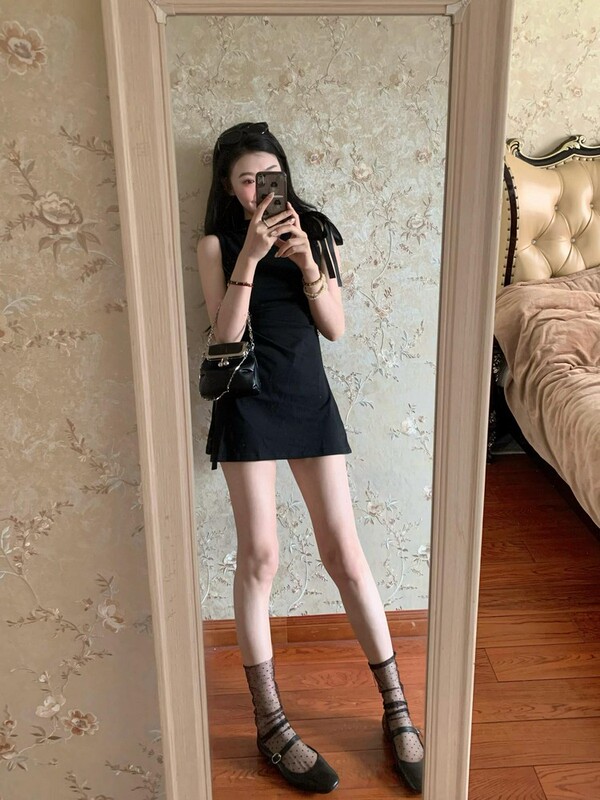フレンチピュアセクシースタイルブラックノースリーブベストドレスレディースデザインニッチスリムショートスカート夏|undefined