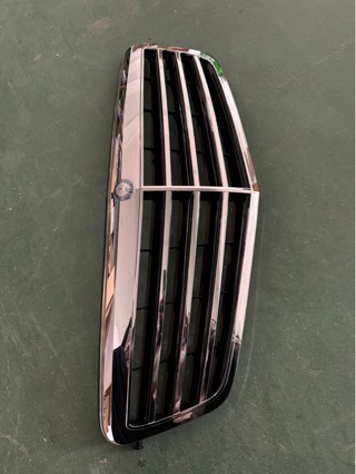 Suitable for Mercedes-Benz W212 Front Bumper Radiator Grille 2128801083 Chrome-Plated Special Edition