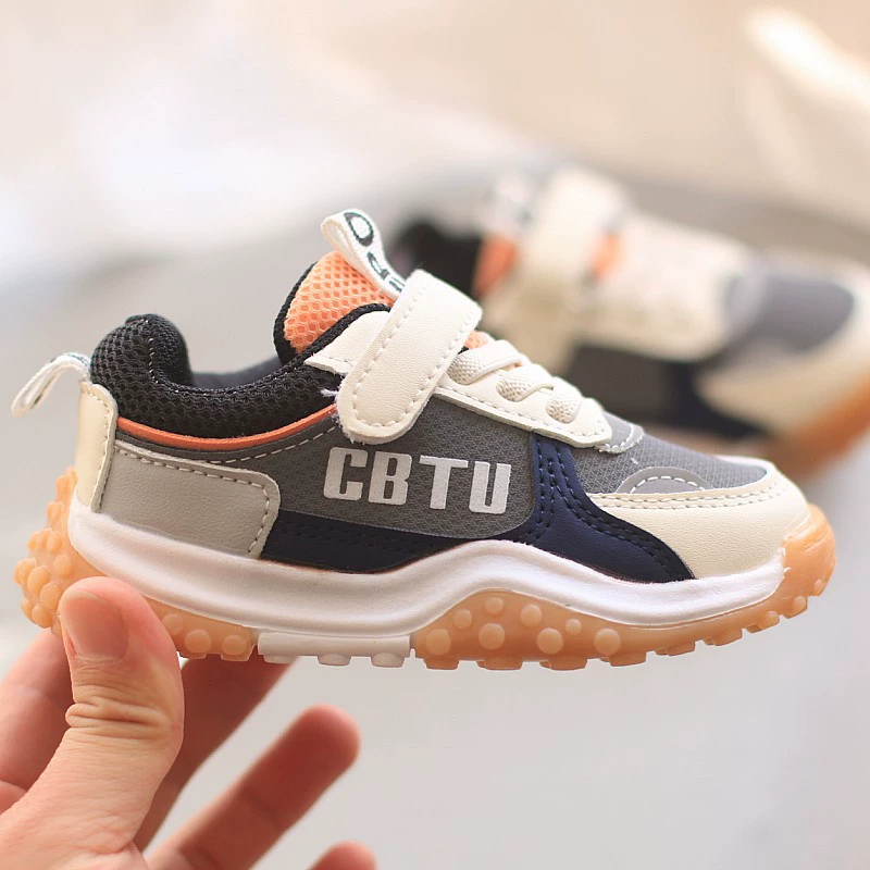 Специальное предложение: детская спортивная обувь для девочек 1-5 лет, дышащие новые модели для весны и осени, сетчатые кроссовки для мальчиков, функциональная обувь для малышей, обувь для младенцев.