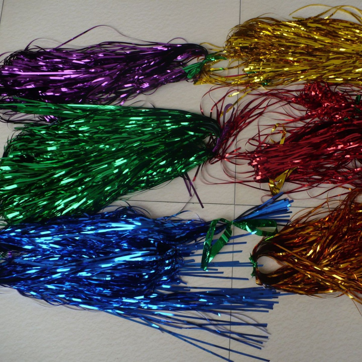 闪亮深绿色珠光丝筒装绕轴子粉红淡紫湖蓝色铝箔碎纸条散装亮丝