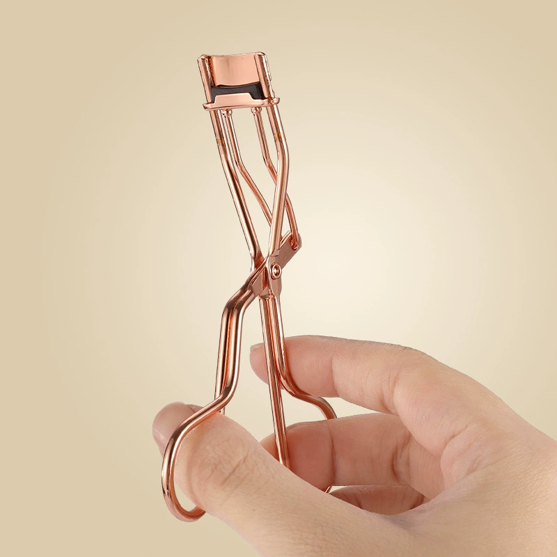 Handheld eyelash curler for eyelashes solar-powered