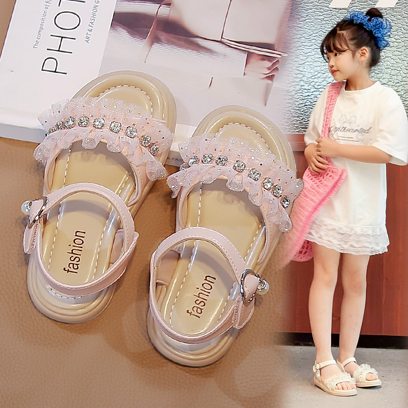 2026 verano nuevo estilo de moda para niñas sandalias de diamante princesa para niños pequeños zapatos de playa suaves zapatos de playa para niños image 4