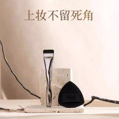 スパイラル一字型ファンデーションブラシ平頭ファンデーションブラシ軽薄で粉を食べない化粧道具滄州化粧ブラシ