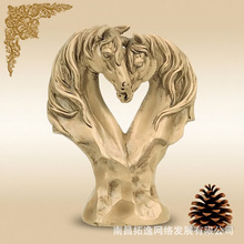 跨境简约现代马头仿真雕塑工艺品树脂摆件北欧雕塑动物系列艺术品