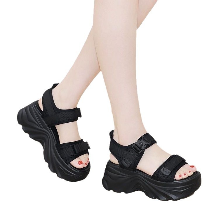 Sandalias de papá de celebridades de Internet para mujer, verano 2025 nuevo estilo de todo fósforo de suela suave, plataforma antideslizante, zapatos deportivos de playa
