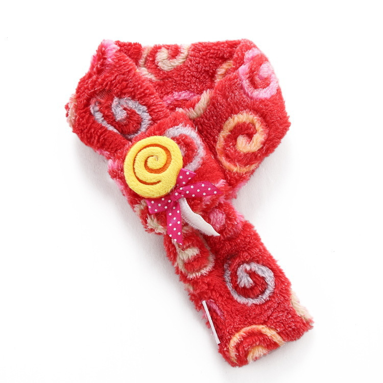 Stylish Pet Scarf For Dogs And Cats Adjustable Neck Warmer_voghion.com