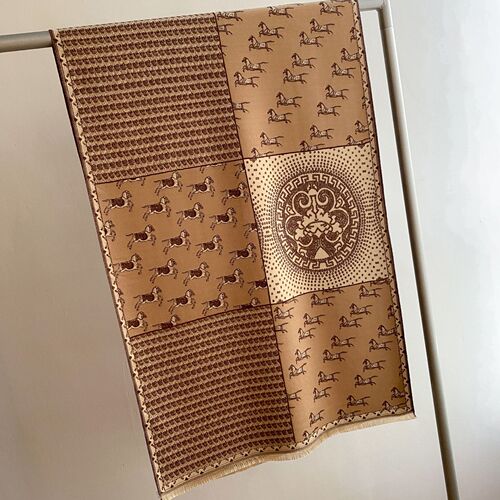  Retro Carriage Autumn and Winter New Warm Scarf Women's Air-conditioned Room Imitation Cashmere Large Shawl Scarf Thickened Outerwear