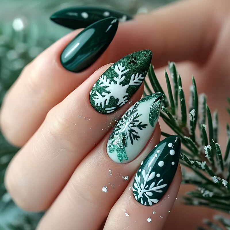 Christmas Green Nails White Snowflake Fake Nails Glossy Glitter Wearable Manicure Patches Fake Nails 24 Pieces Christmas Green Nails White Snowflake Fake Nails Glossy Glitter Wearable Manicure Patches Fake Nails 24 Pieces