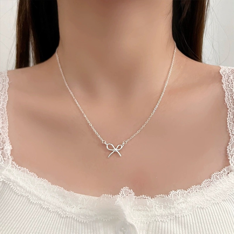 S999 Sterling Silver Gardenia Necklace Sweet Floral