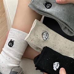 春夏森系電子かわいいジャカード子犬靴下女性中筒シンプル靴下百合通気日系ins靴下