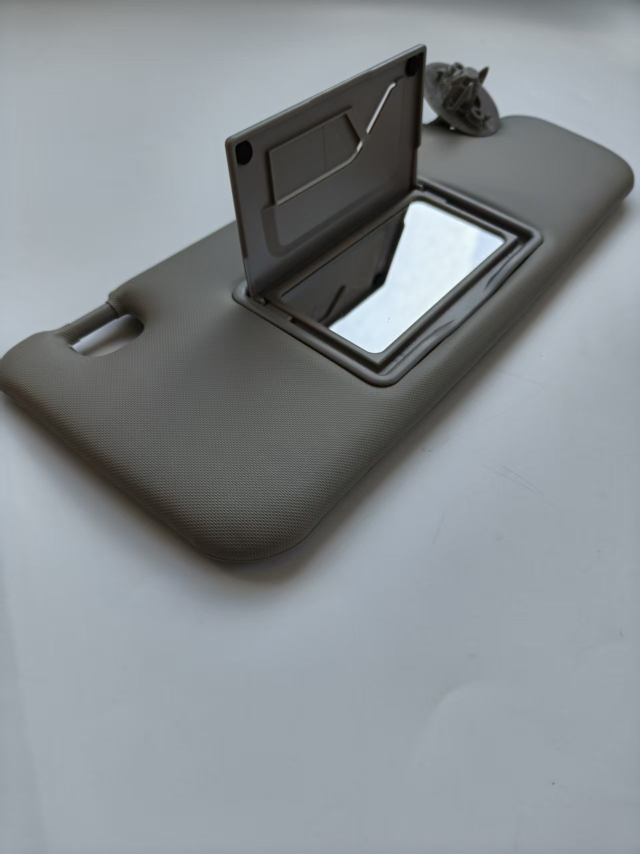Chevrolet Sonic Sun Visor Is Suitable for 2012-2016 Model Year, Oe Code P95327507