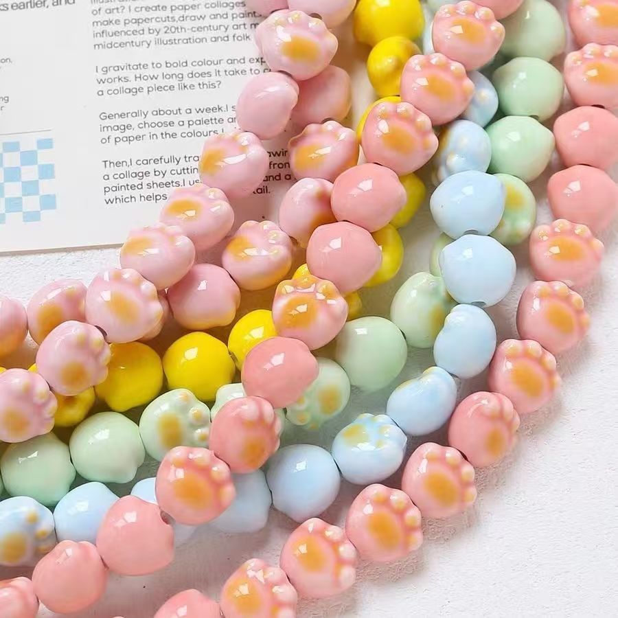 Cerámica de color simple perlada cara de pez cinco pétalos perlas de flores perlas sueltas diy accesorios de decoración de brazalete de cuentas hechas a mano