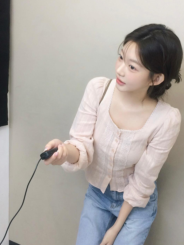 甜美风显瘦方领单排扣长袖上衣小衫女秋季新款复古文艺纯色衬衫女|undefined
