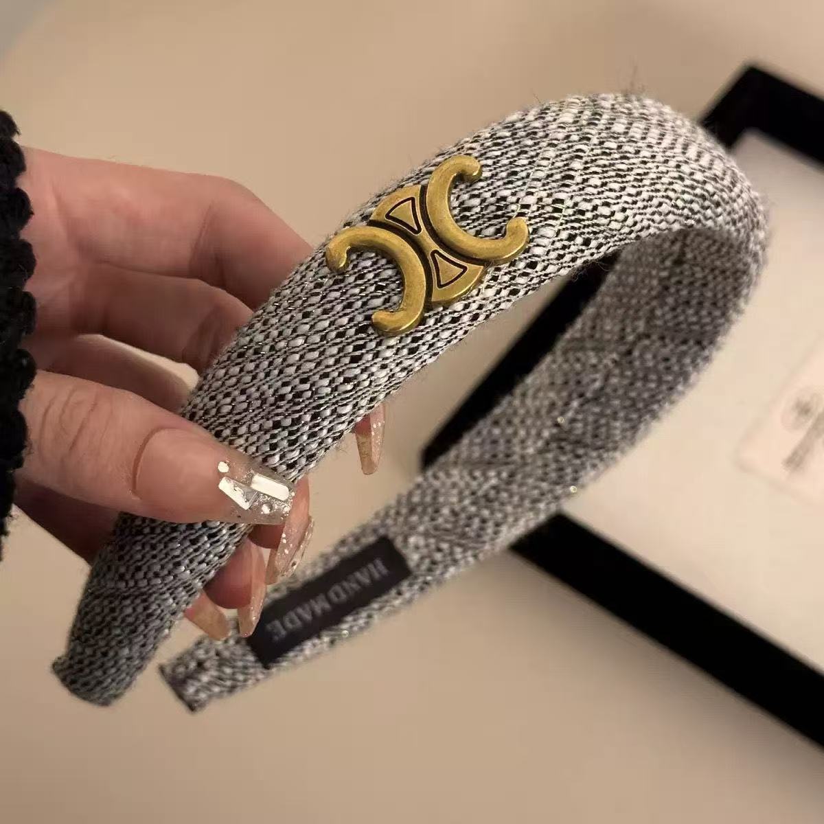 Alta calidad, lujo ligero, pequeña esponja fresca, diadema de color fino, venta al por mayor para mujer, paquete de pelo superior de cráneo alto, horquilla de lavado de cara de verano image 127