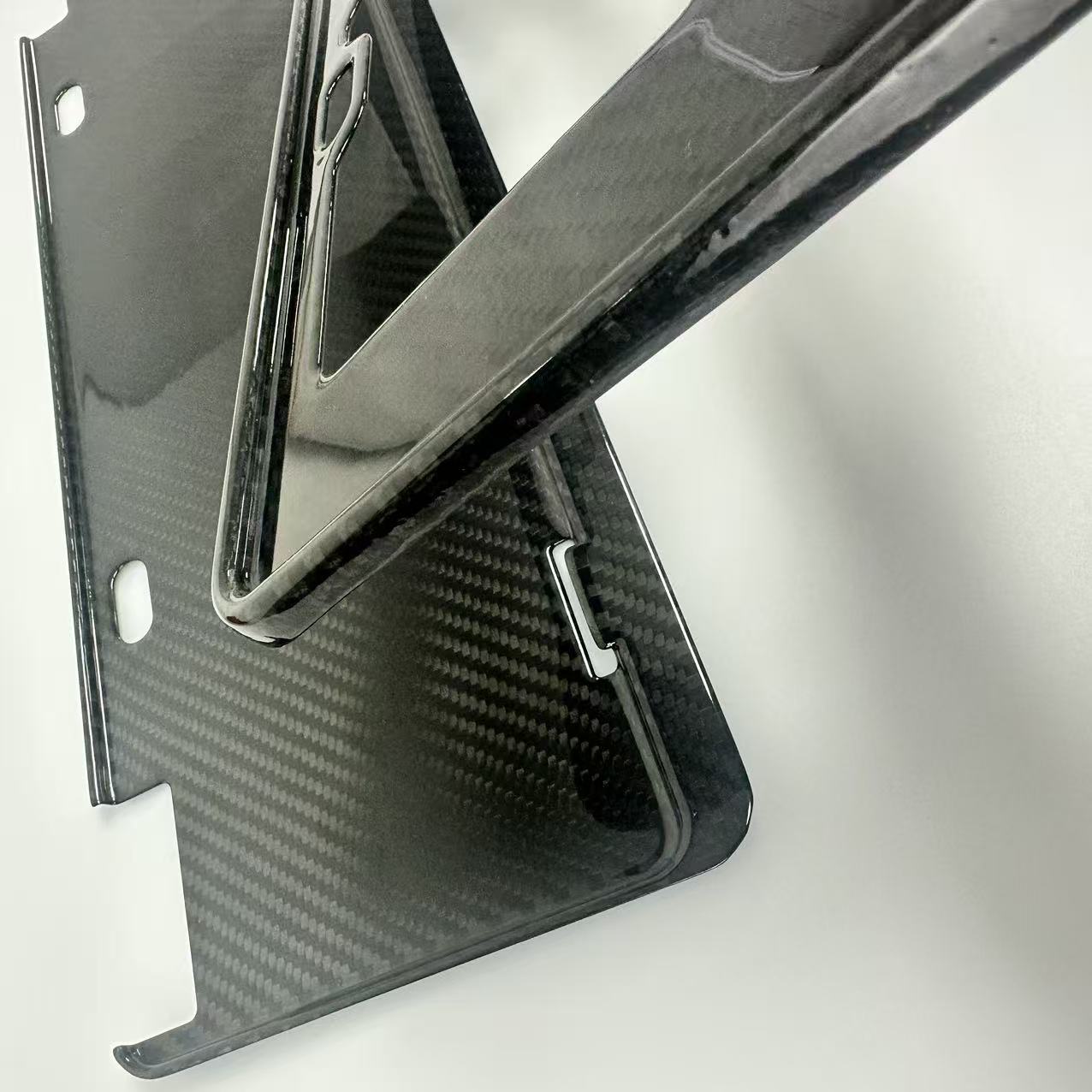 Xiaomi Yu7 Special Carbon Fiber License Plate Frame, Car Exterior Modification Accessories, Anti-Scratch Protective Frame, No Drilling Required